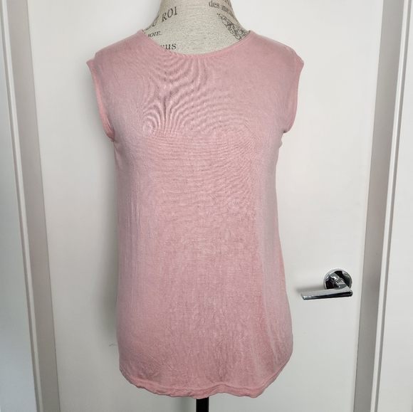 Jelly Pink Sleeveless Shirt - Picture 2 of 10